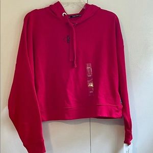 Calvin Klein Womens Cropped Sweatshirt Red Loose Fit Long Sleeve Logo M New